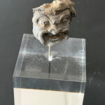 Römische Silber-Applike in Form einer Theatermaske – 1.–3. Jahrhundert n. Chr.